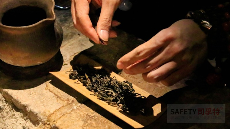 從“火塘烤茶”到“圍爐煮茶”，傳承中華茶文化 [精制鋼圍爐茶桌|炭火爐](圖2)