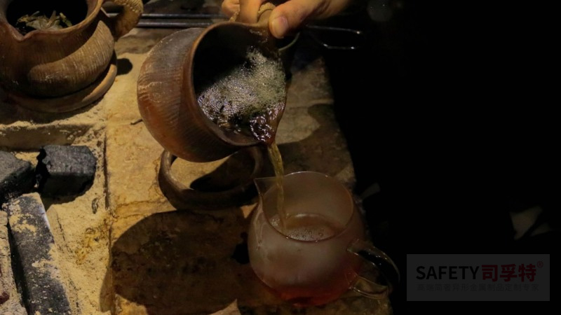 從“火塘烤茶”到“圍爐煮茶”，傳承中華茶文化 [精制鋼圍爐茶桌|炭火爐](圖4)