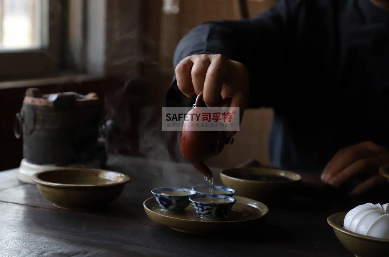 “圍爐煮茶”為什么火？年輕人追捧是有原因的-司孚特圍爐茶桌(圖3)