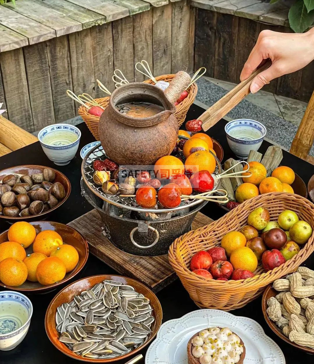 圍爐煮茶刷屏，一起來感受古詩詞中的茶風(fēng)茶韻「圍爐茶桌，炭火爐」(圖1)