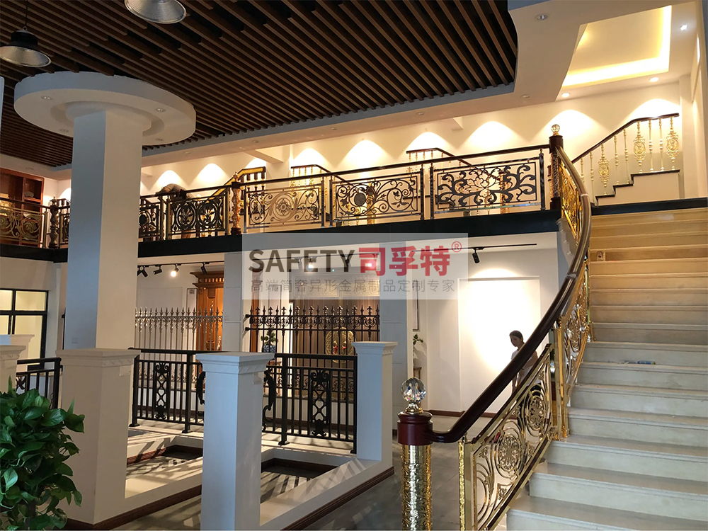 鋁藝鏤空雕花樓梯扶手：造型多樣，工藝成熟，彰顯高端品味(圖6)